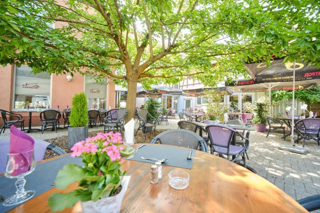 Hotel Restaurant Notre Dame 헤게나우 외부 사진